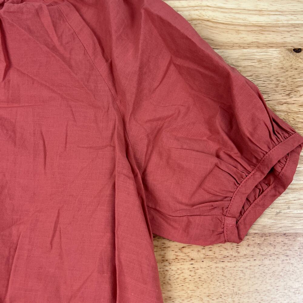 Universal Thread Women's Rust Red Short Sleeve Button-Front Blouse - Small - NWT - Picture 4 of 7